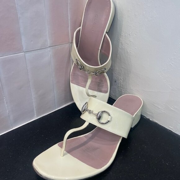 Gucci Made In Italy White Leather Thong Sandals Shoes Size 37.5 US 7.5 Stunning - Picture 2 of 14
